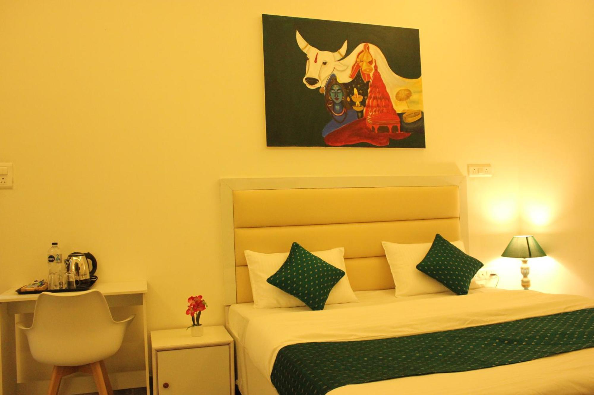 The Nandi International Boutique Homestay Варанаси Экстерьер фото