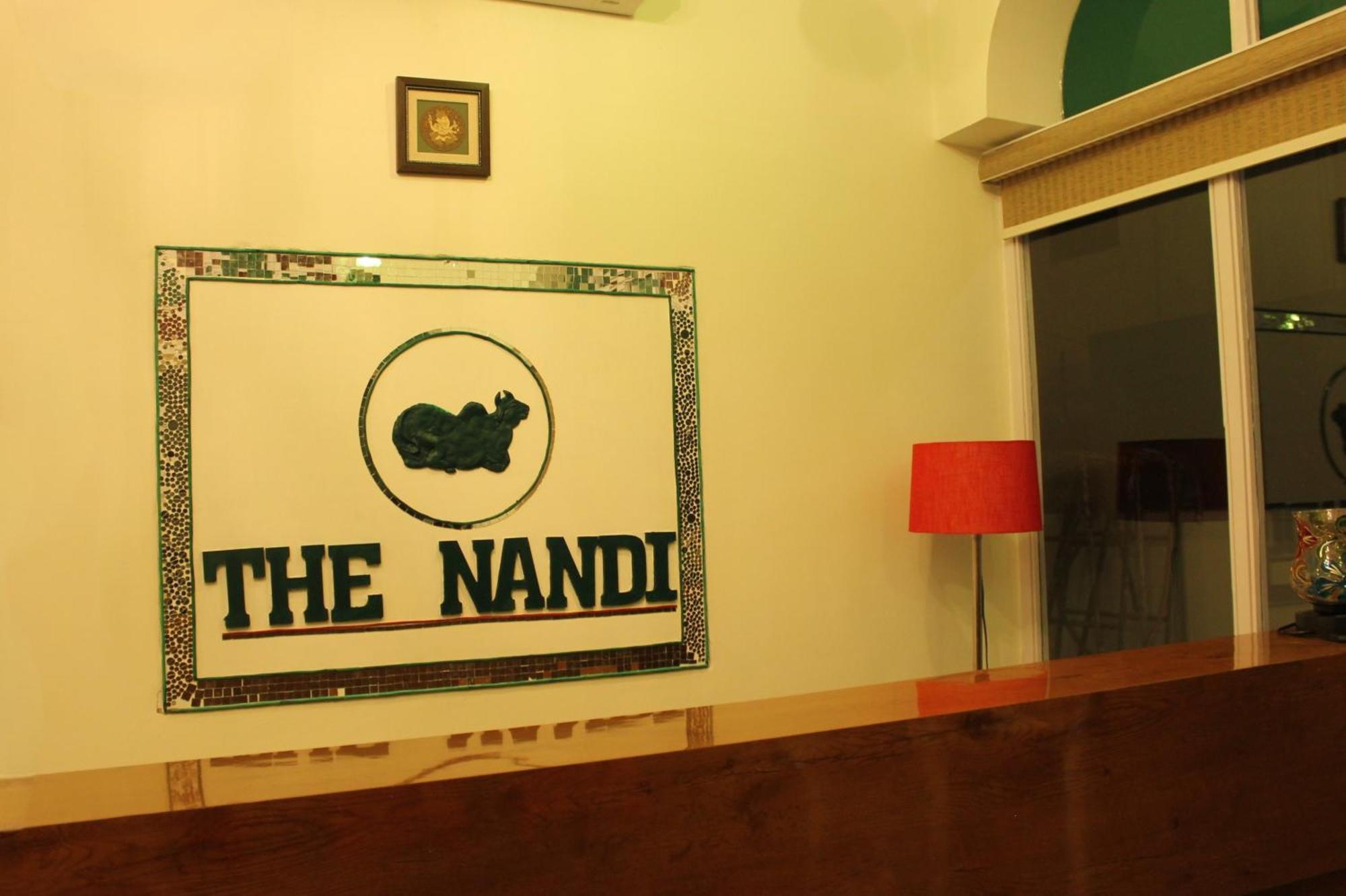 The Nandi International Boutique Homestay Варанаси Экстерьер фото