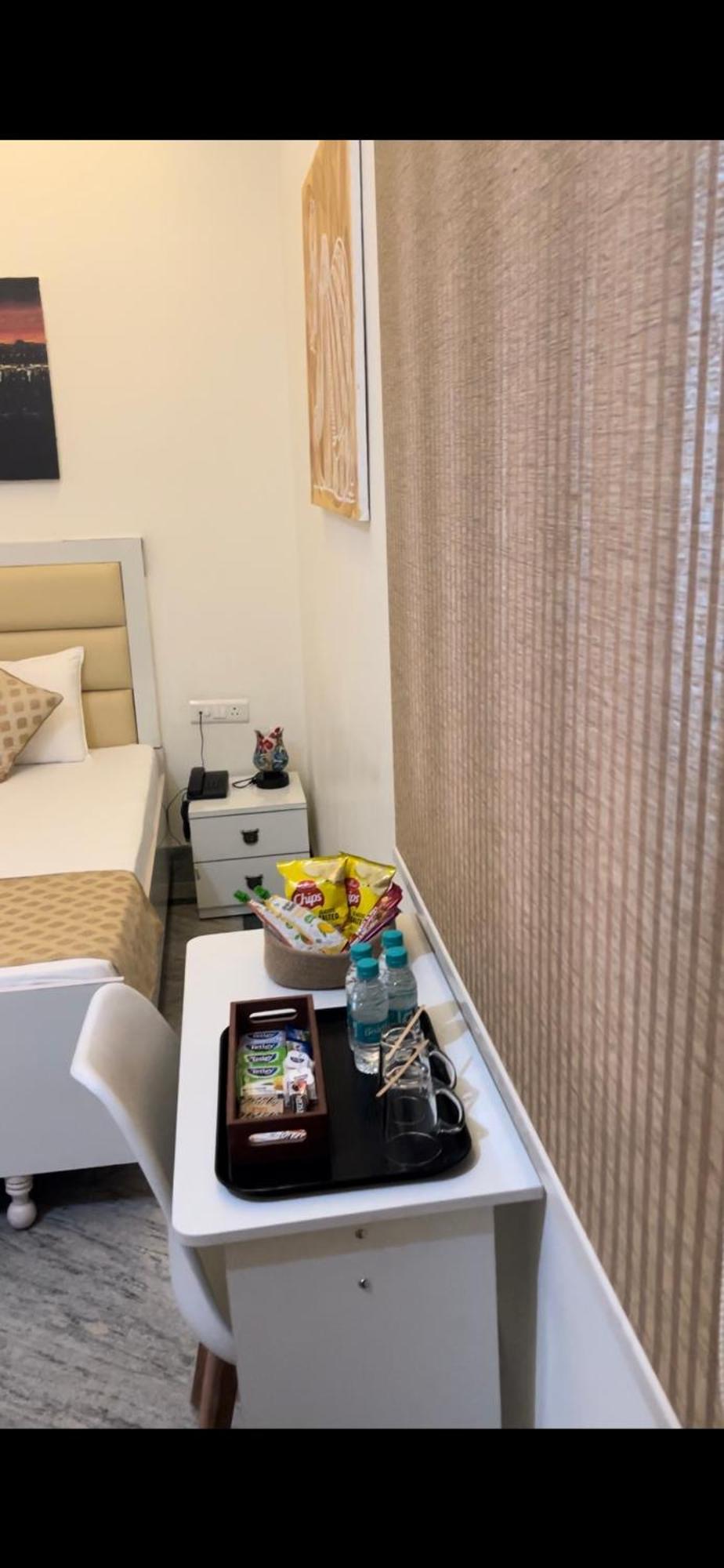 The Nandi International Boutique Homestay Варанаси Экстерьер фото